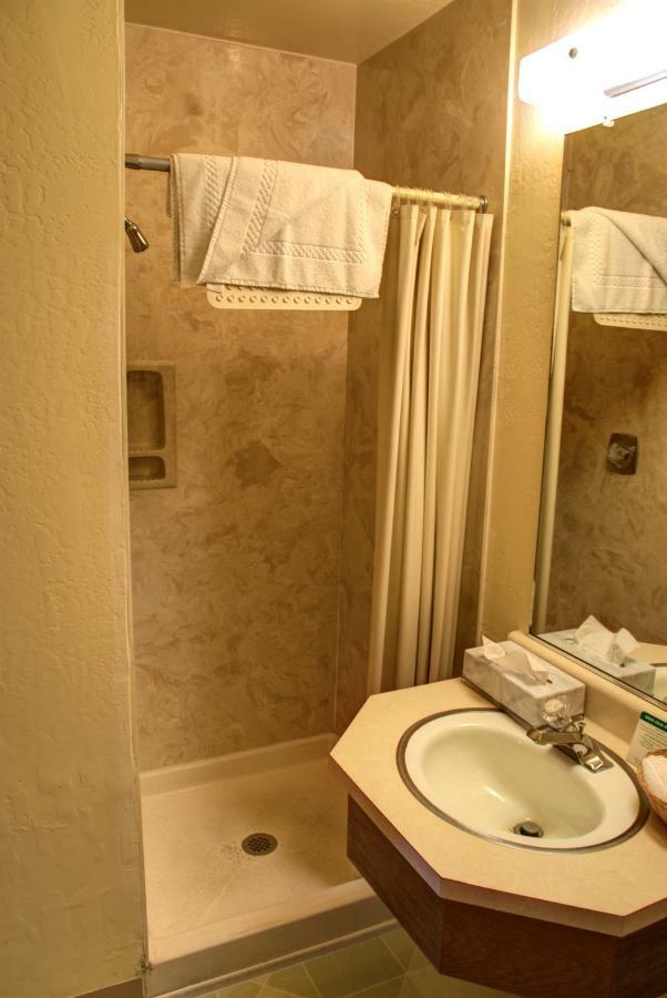 Crescent Beach Motel Crescent City Zimmer foto