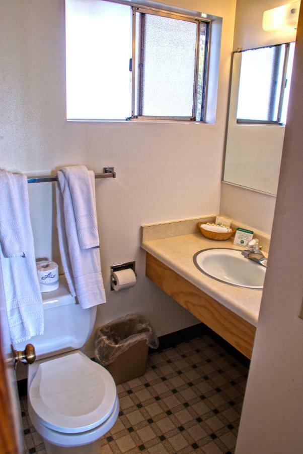 Crescent Beach Motel Crescent City Zimmer foto